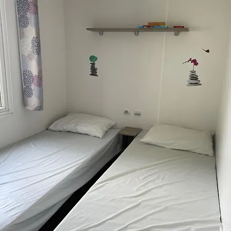 Holiday home Quiet Mobile - 3 Bedrooms - Family Jf402